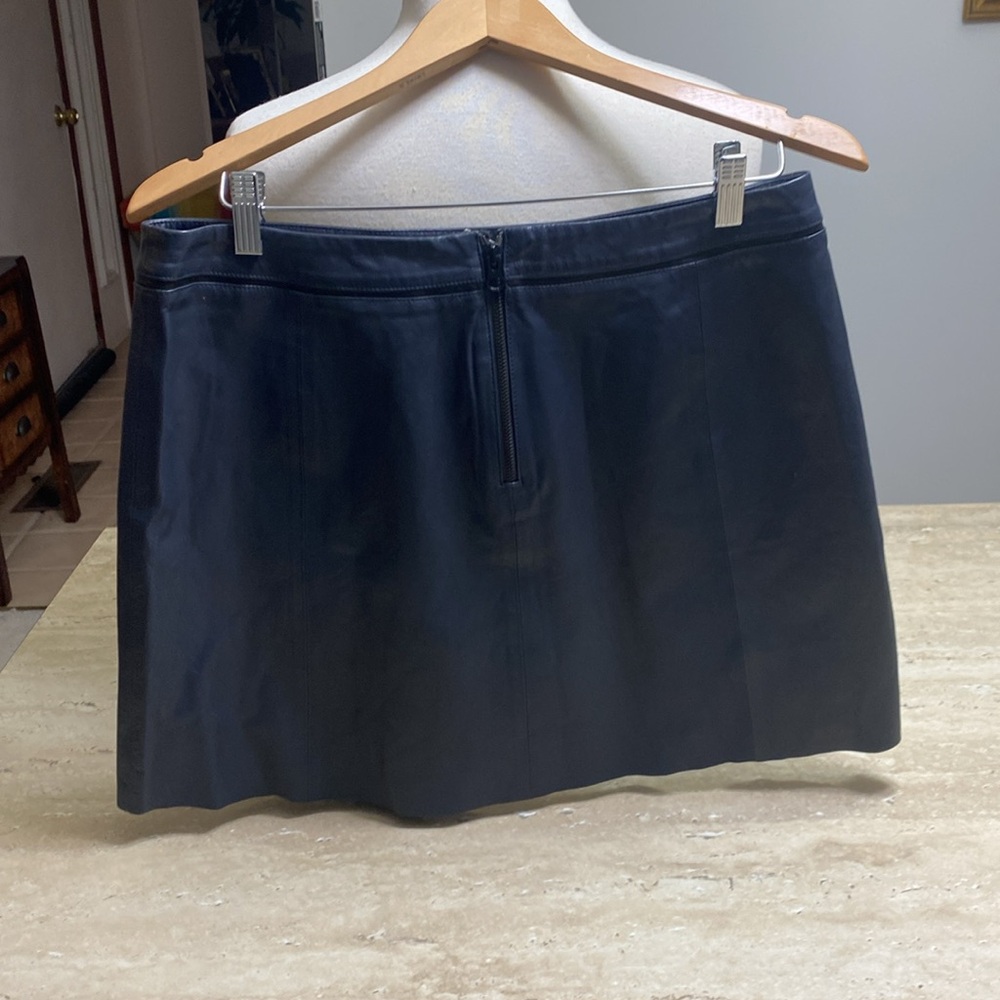 NWT Vince Camuto Genuine Leather Navy Mini Skirt, measurements in photos below. - Picture 2 of 10